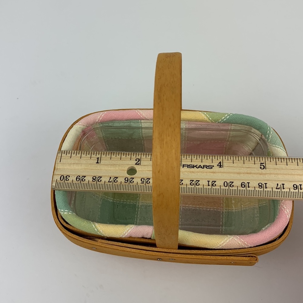 Longaberger basket handwoven 2000 basket with fabric liner in plastic insert - Picture 7 of 10